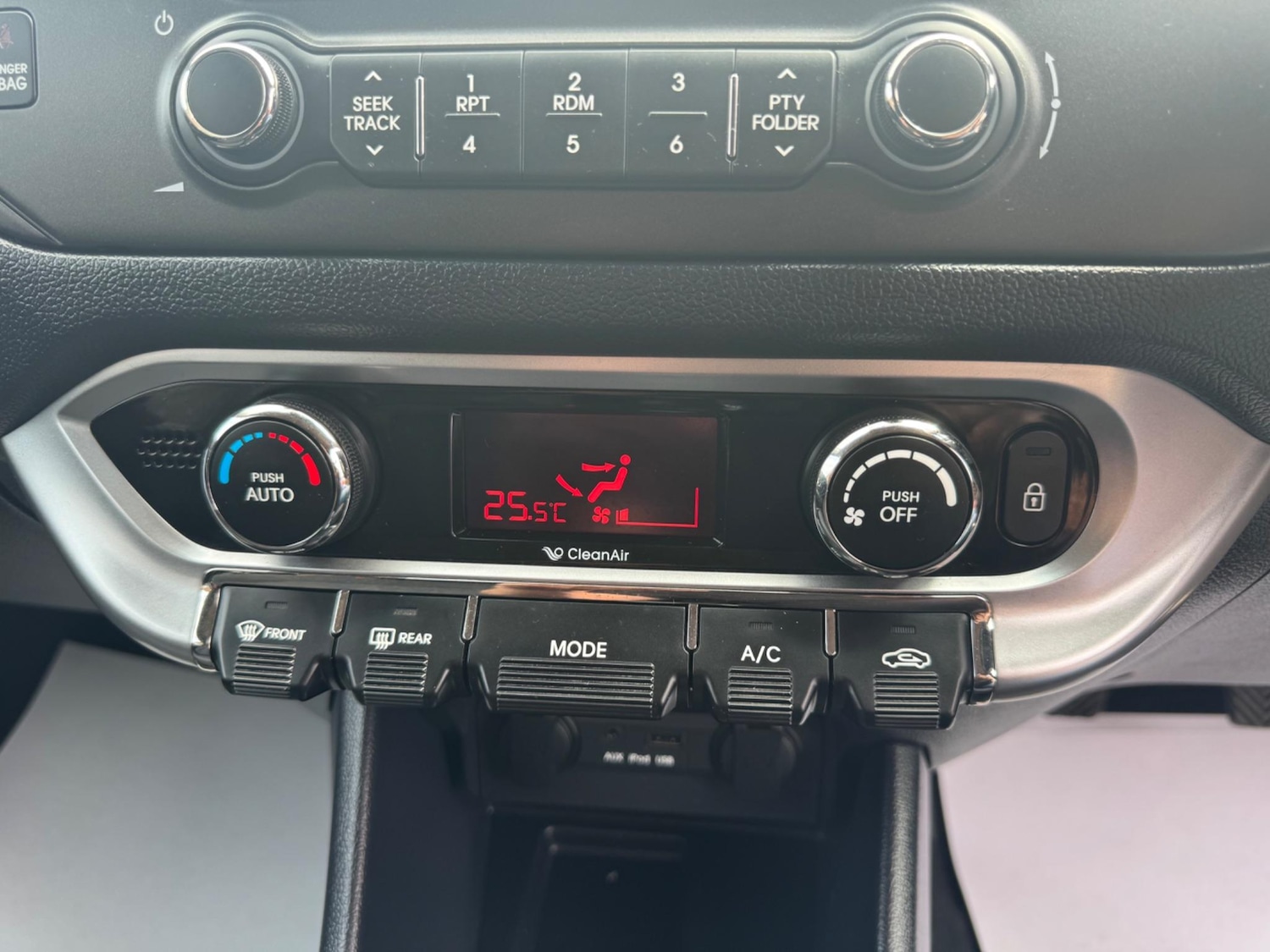 Used Kia Rio 2014 for sale - 75941729: Photo 18