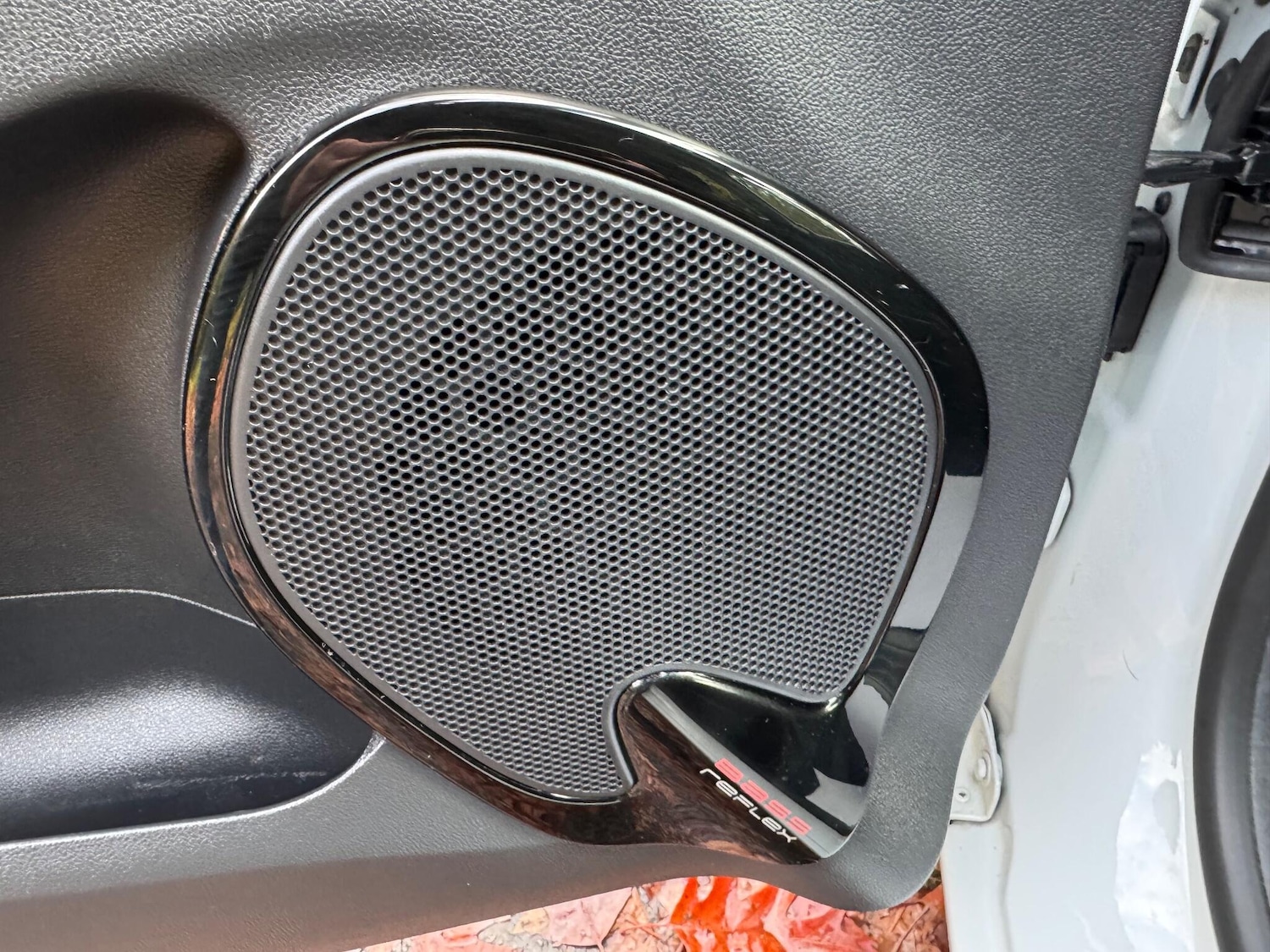 Used Renault Clio 2018 for sale - 76360129: Photo 15