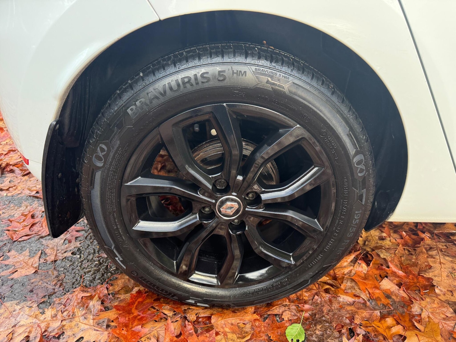Used Renault Clio 2018 for sale - 76360129: Photo 31
