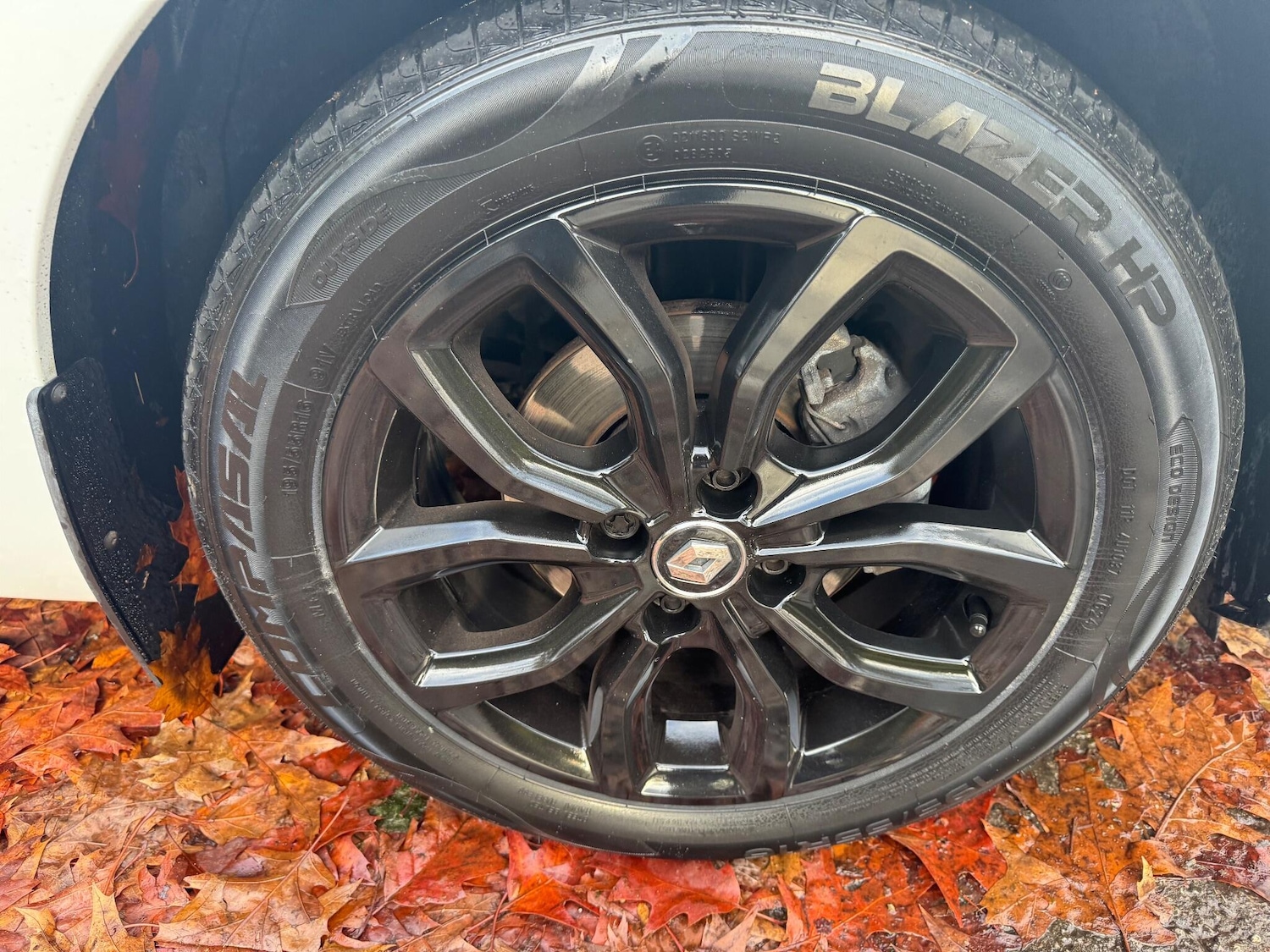 Used Renault Clio 2018 for sale - 76360129: Photo 32