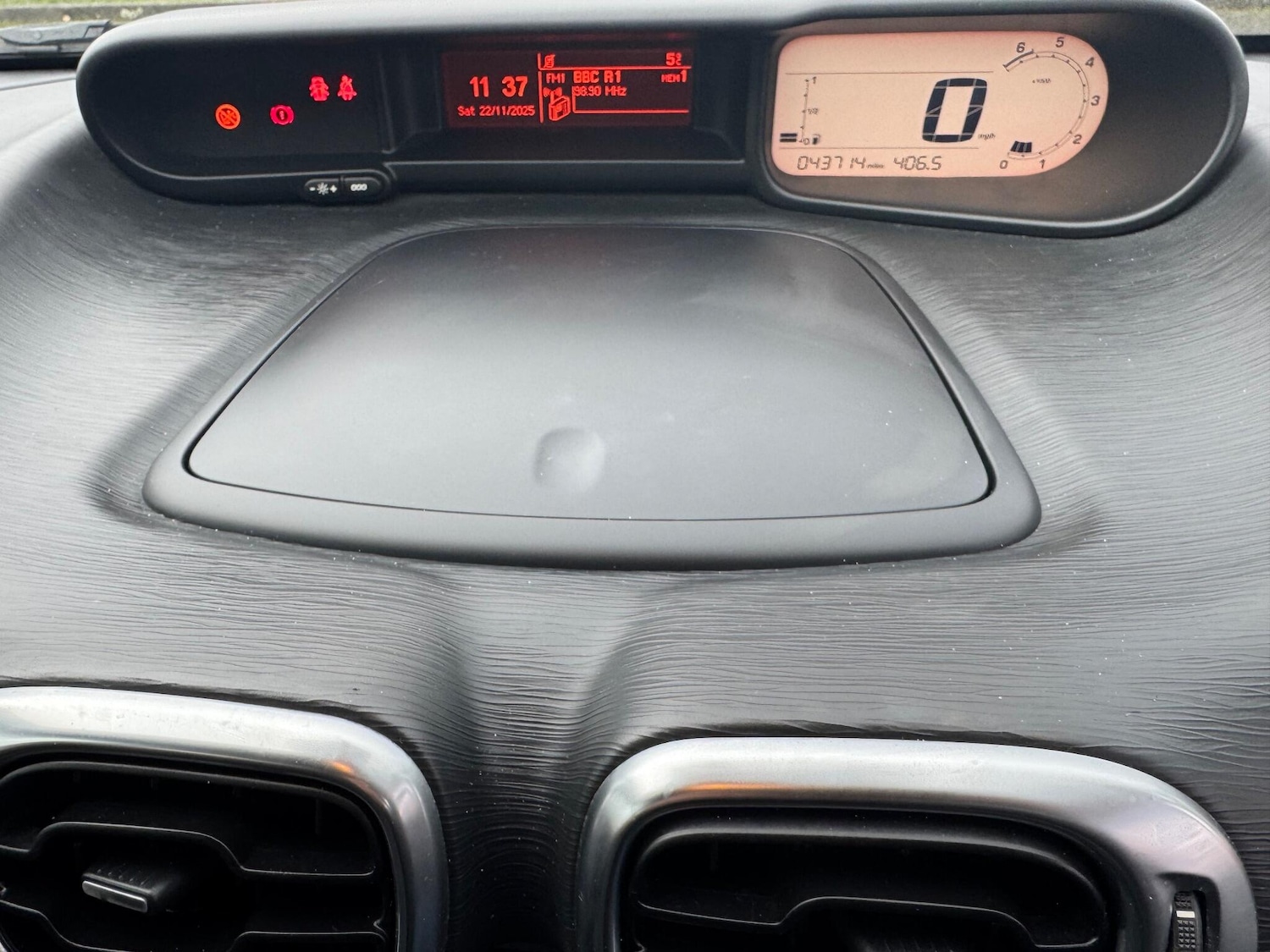 Used Citroen C3 Picasso 2014 for sale - 76666941: Photo 12