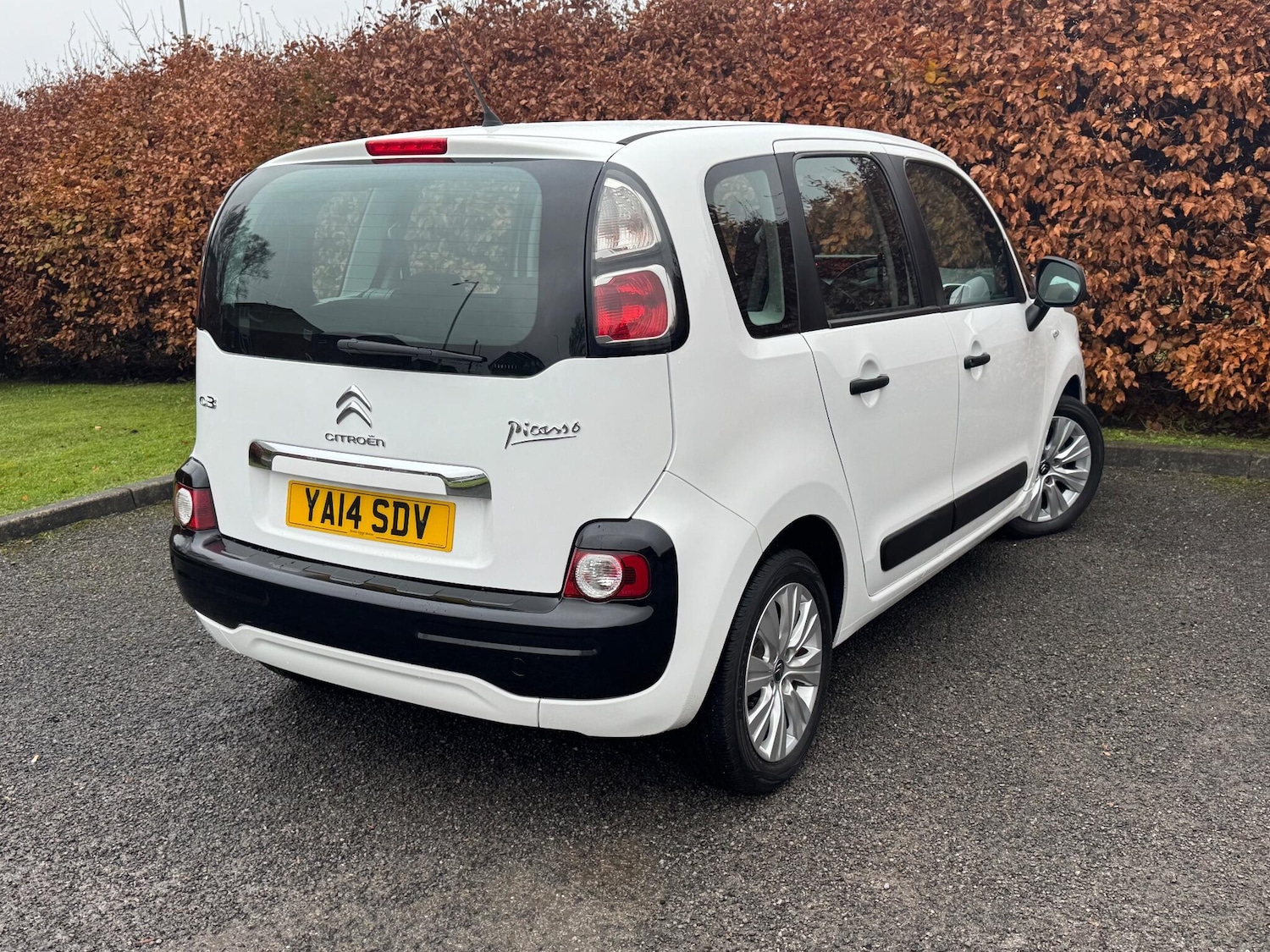 Used Citroen C3 Picasso 2014 for sale - 76666941: Photo 3
