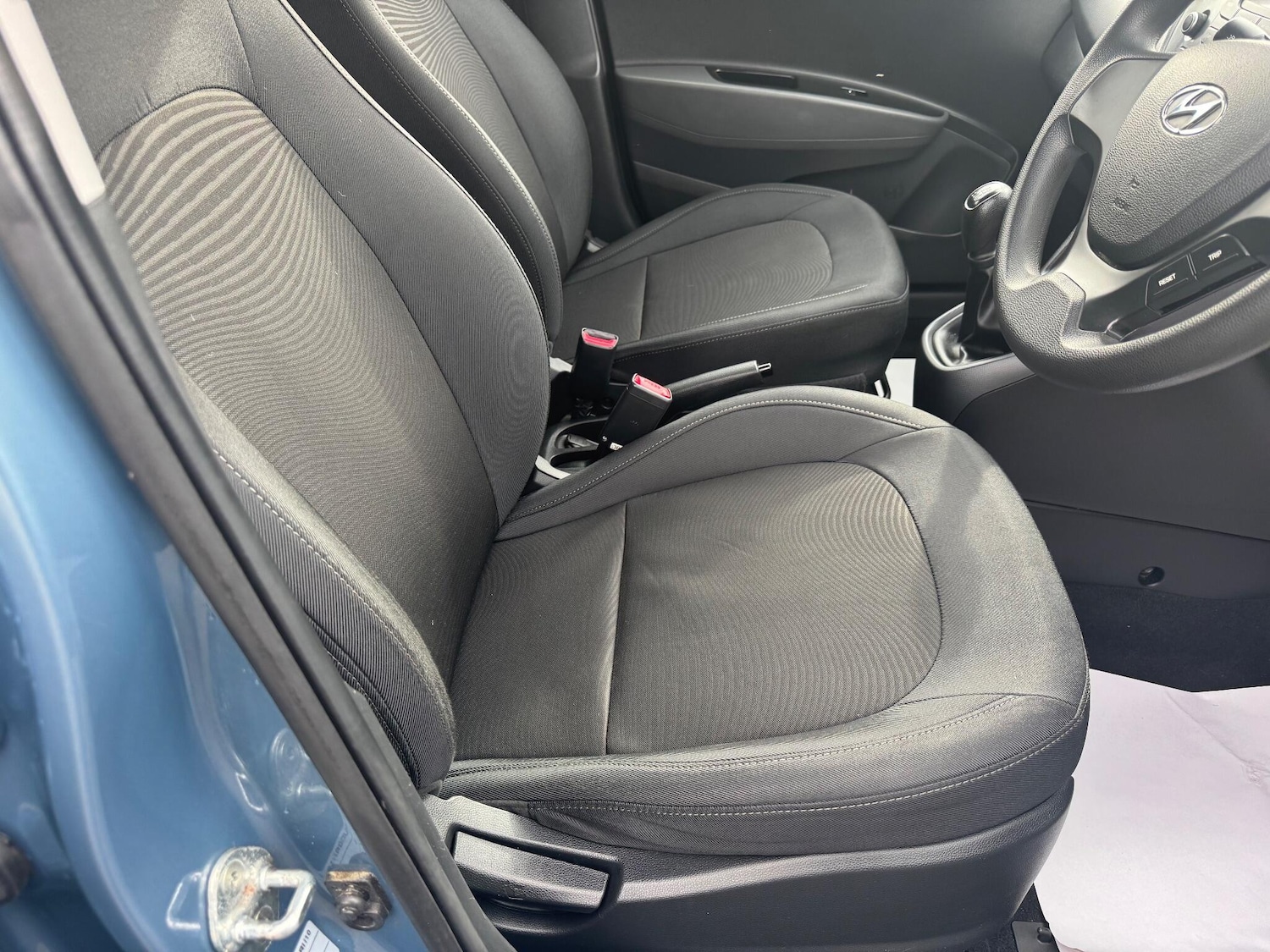 Used Hyundai i10 2017 for sale - 76432446: Photo 12