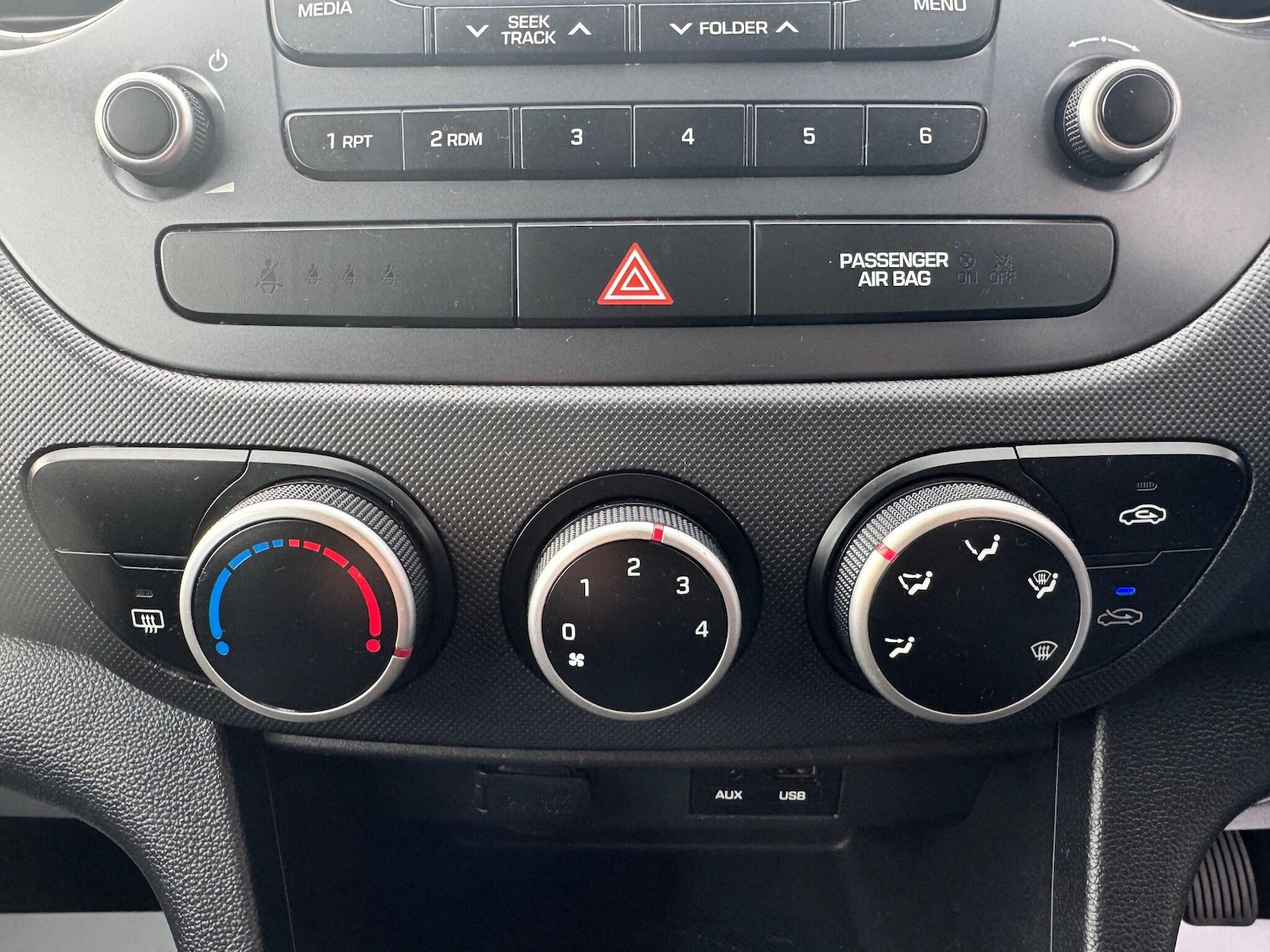 Used Hyundai i10 2017 for sale - 76432446: Photo 21