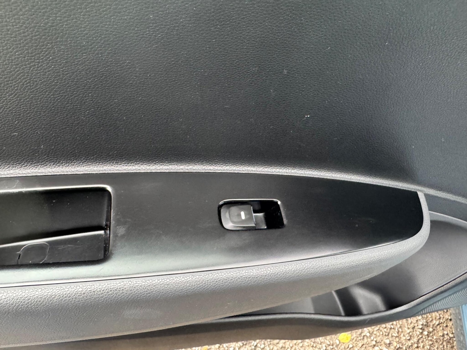 Used Hyundai i10 2017 for sale - 76432446: Photo 24