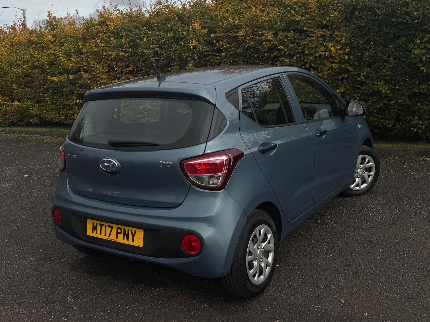 Used Hyundai i10 2017 for sale - 76432446: Photo 3