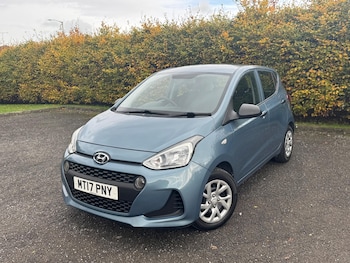 Used Hyundai i10 2017 for sale - 76432446: Photo