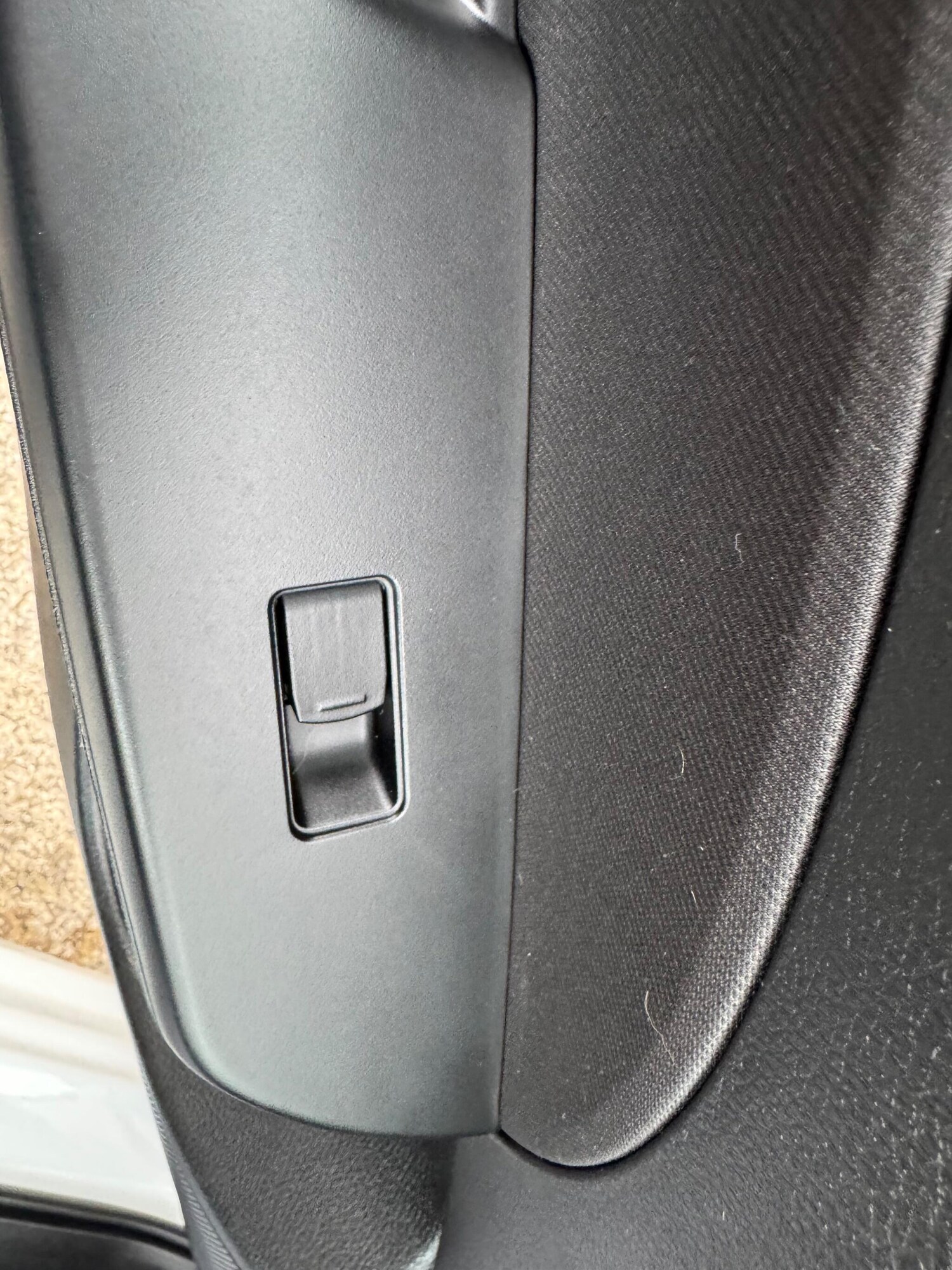 Used Suzuki Swift 2015 for sale - 76360318: Photo 23