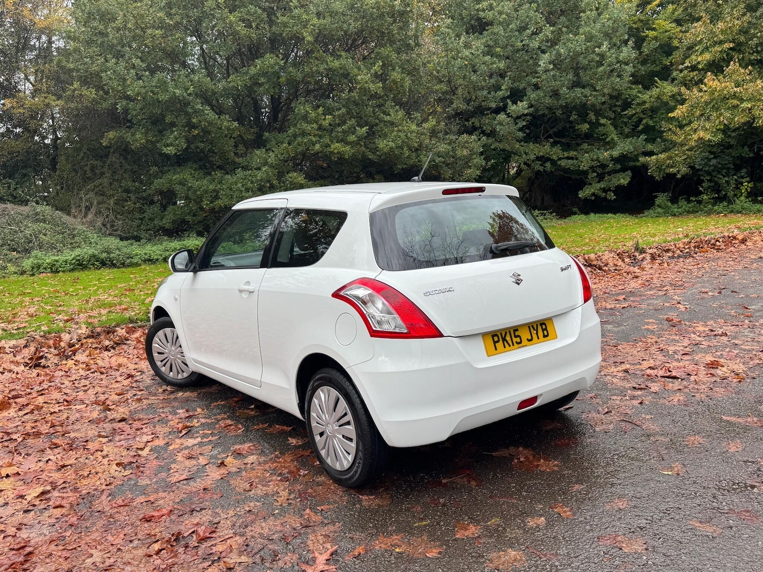 Used Suzuki Swift 2015 for sale - 76360318: Photo 7