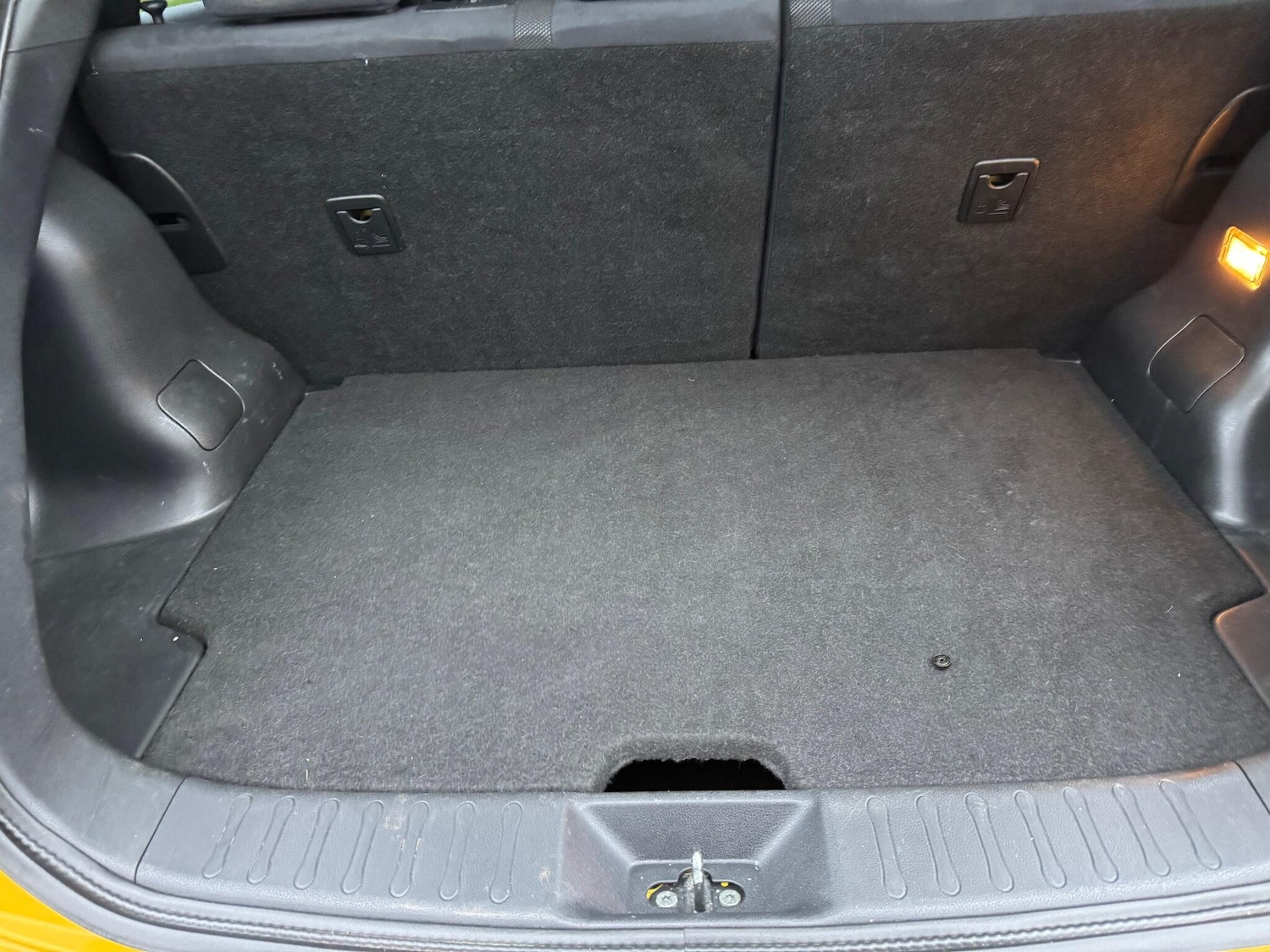 Used Nissan Juke 2014 for sale - 76866142: Photo 35