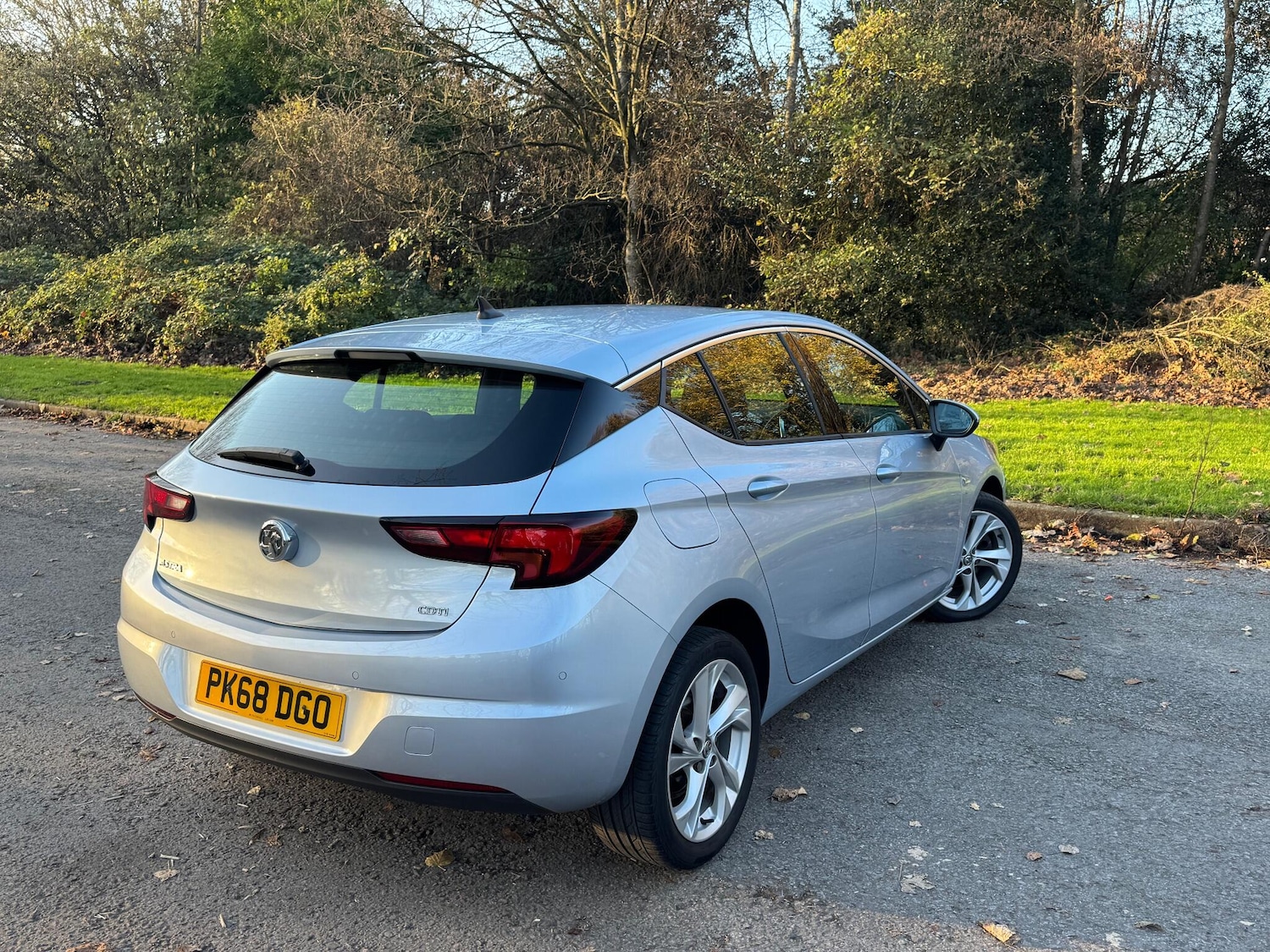 Used Vauxhall Astra 2018 for sale - 76608013: Photo 3