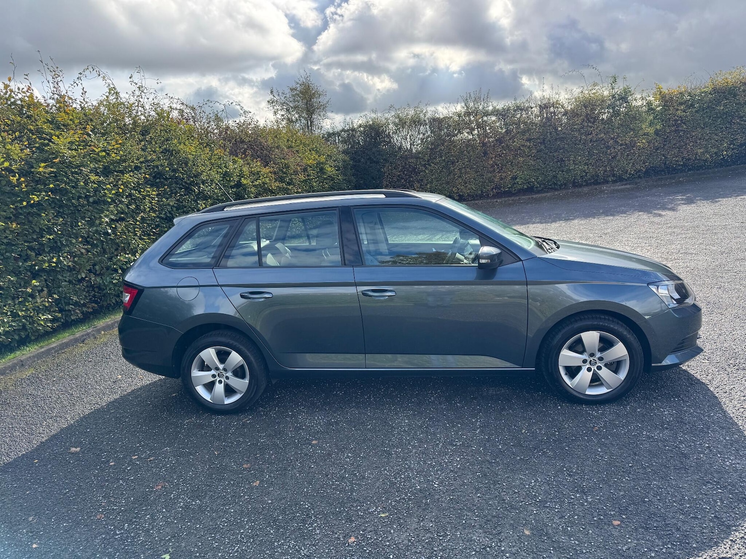 Used Skoda Fabia 2015 for sale - 76326236: Photo 2