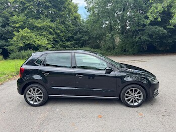 Used Volkswagen Polo 2015 for sale - 75941705: Photo