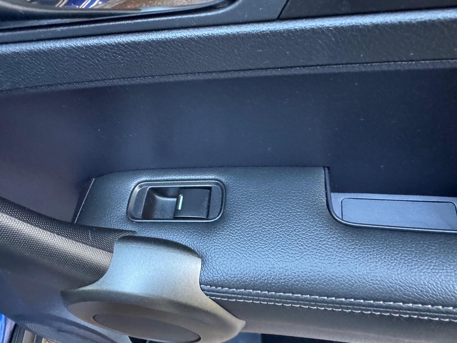 Used Honda CR-V 2011 for sale - 76561027: Photo 27