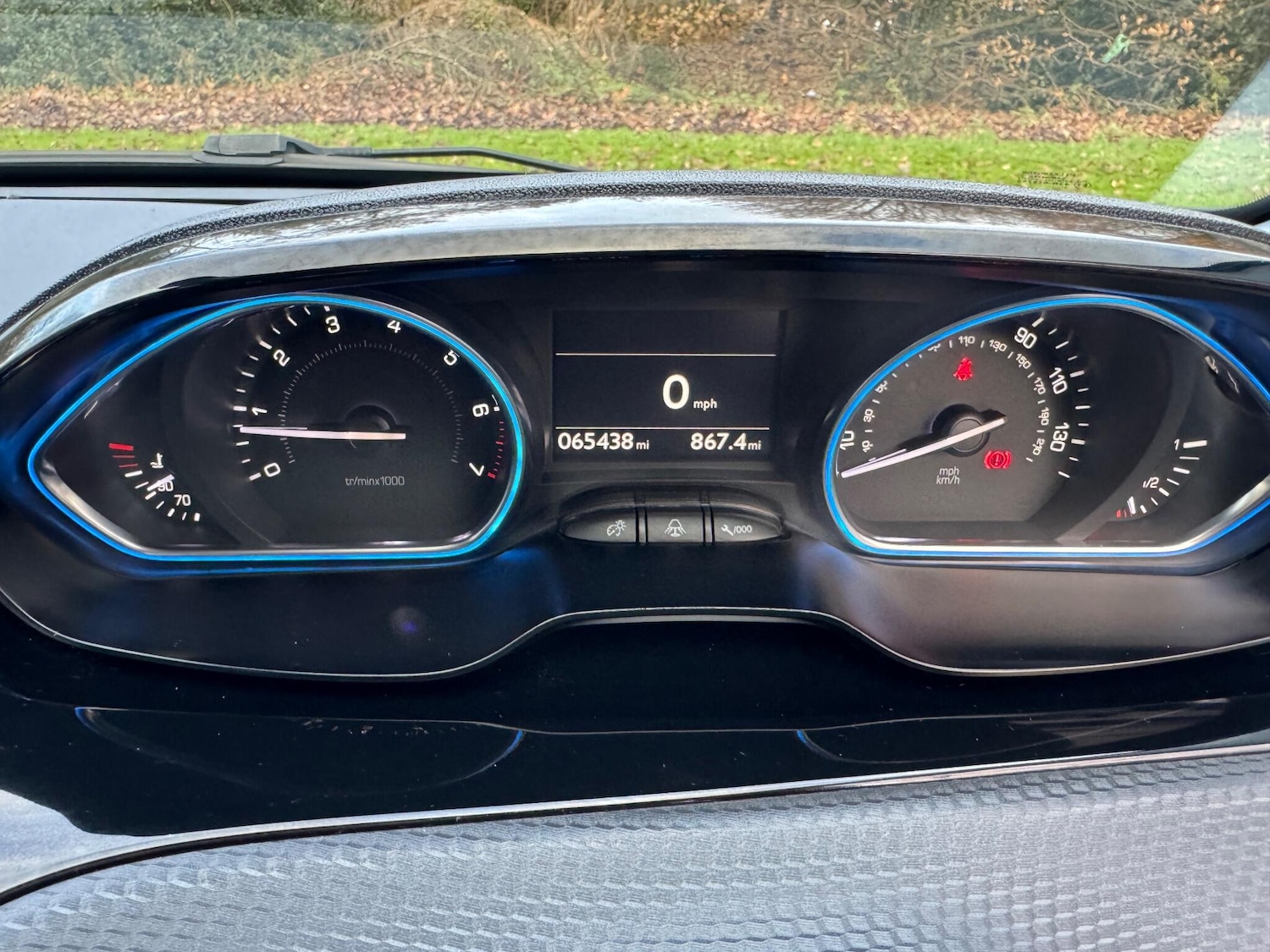 Used Peugeot 2008 2015 for sale - 76832775: Photo 10