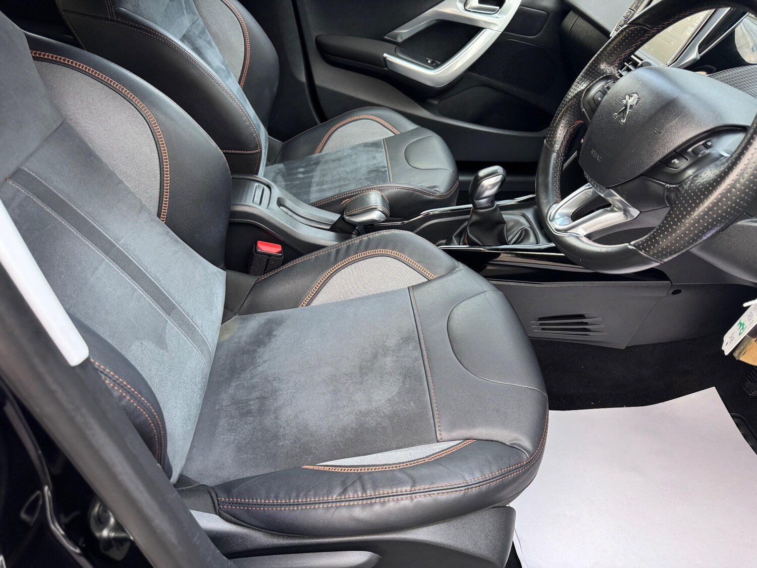 Used Peugeot 2008 2015 for sale - 76832775: Photo 12