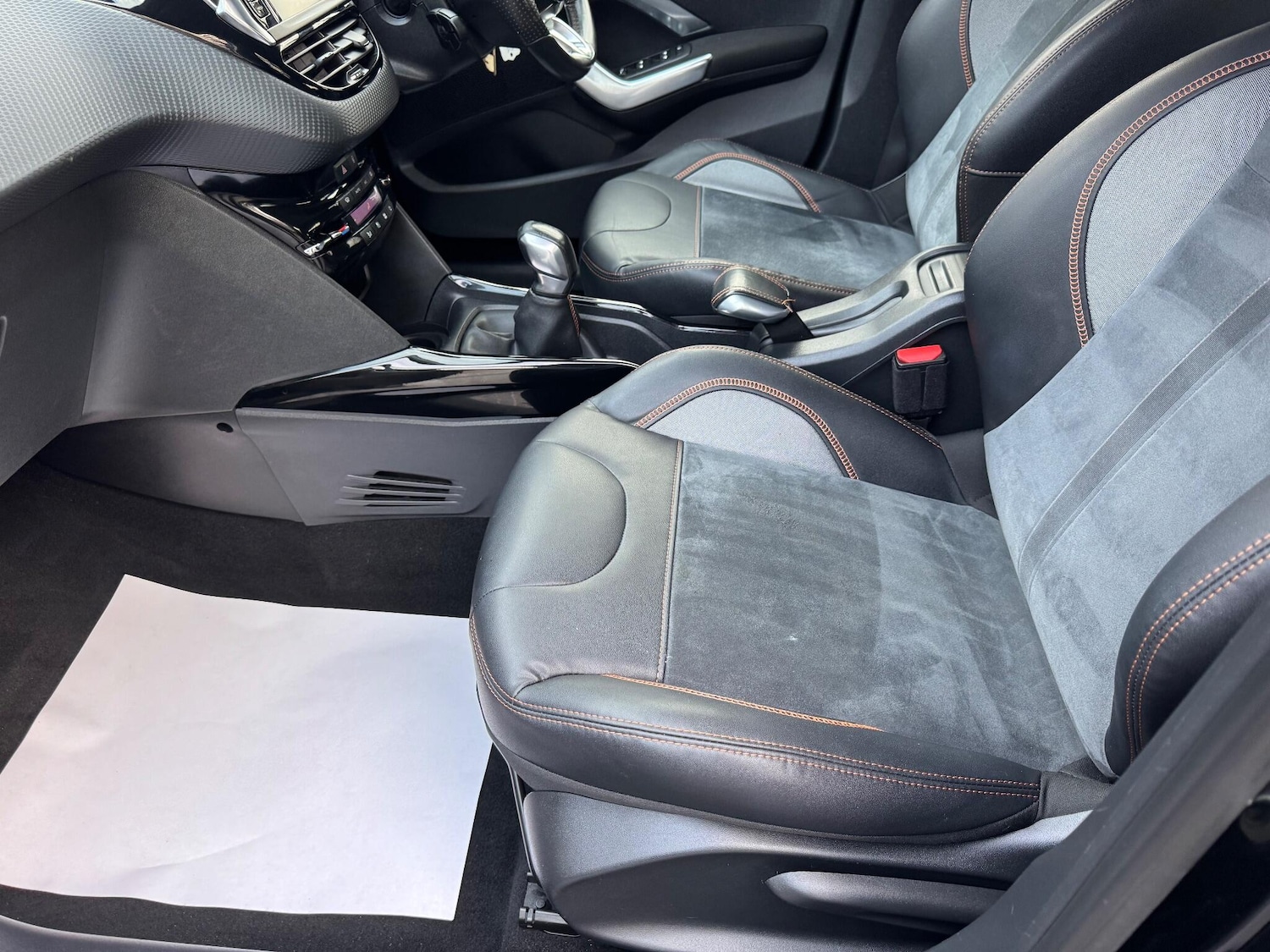 Used Peugeot 2008 2015 for sale - 76832775: Photo 13