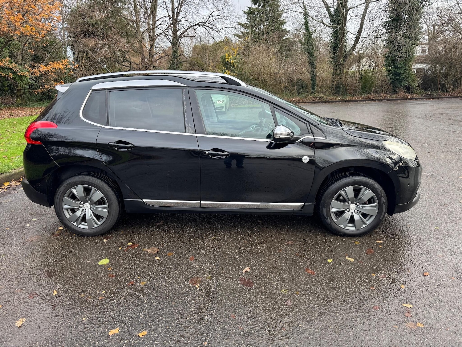 Used Peugeot 2008 2015 for sale - 76832775: Photo 2