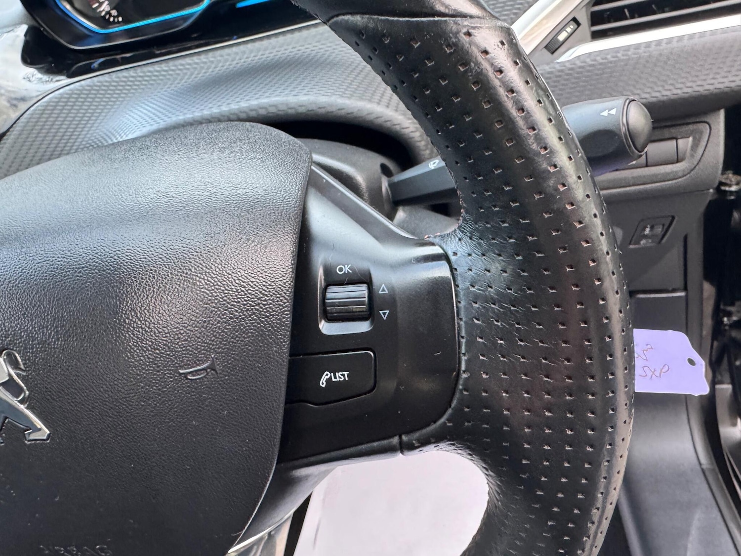 Used Peugeot 2008 2015 for sale - 76832775: Photo 28