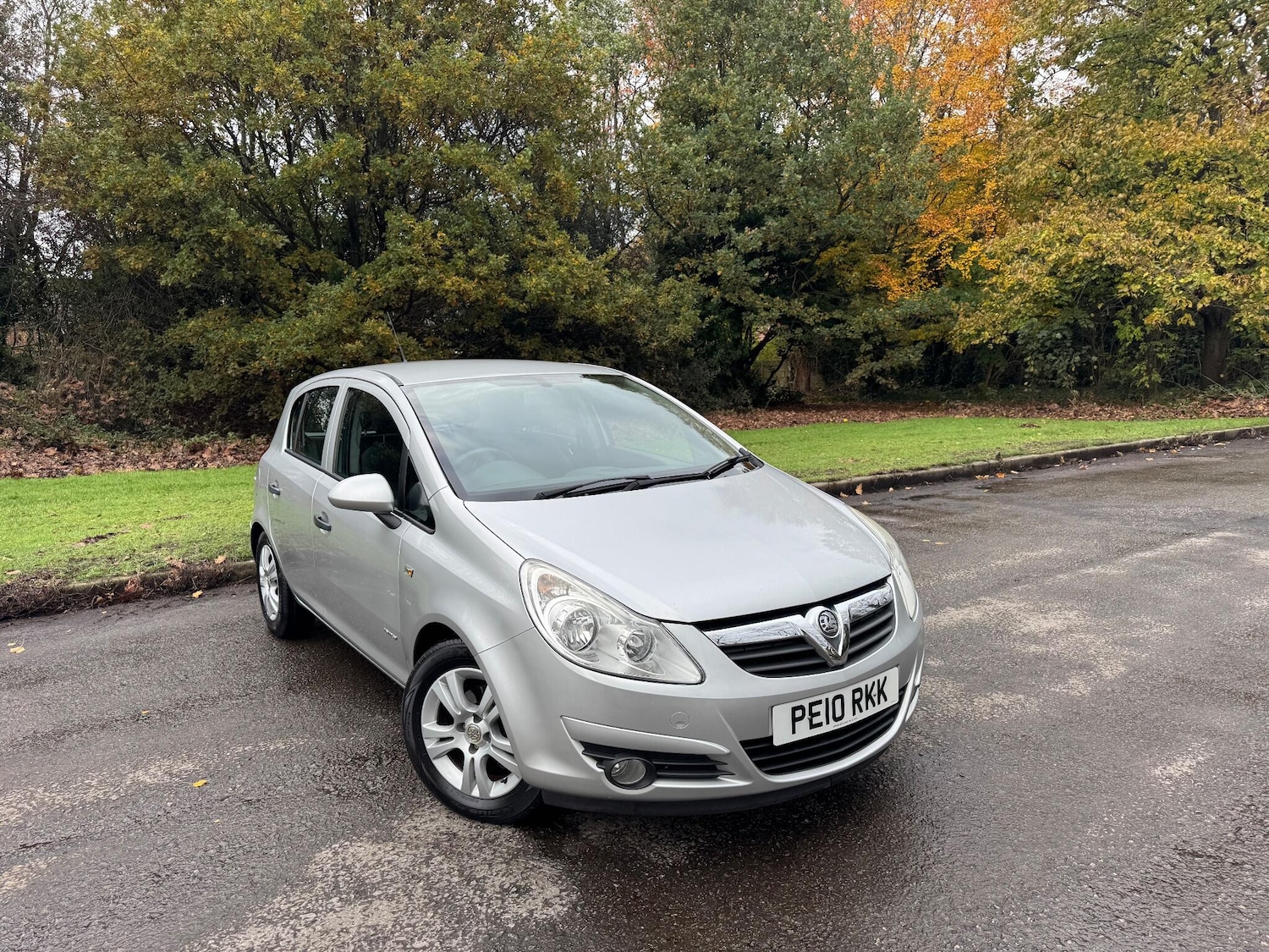 Used Vauxhall Corsa 2010 for sale - 76513386: Photo 1