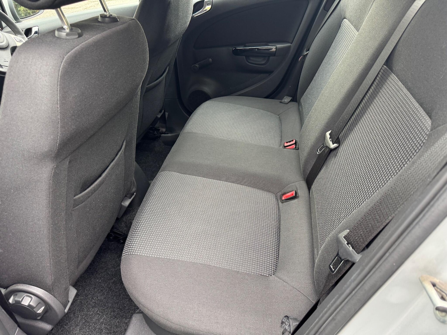 Used Vauxhall Corsa 2010 for sale - 76513386: Photo 10