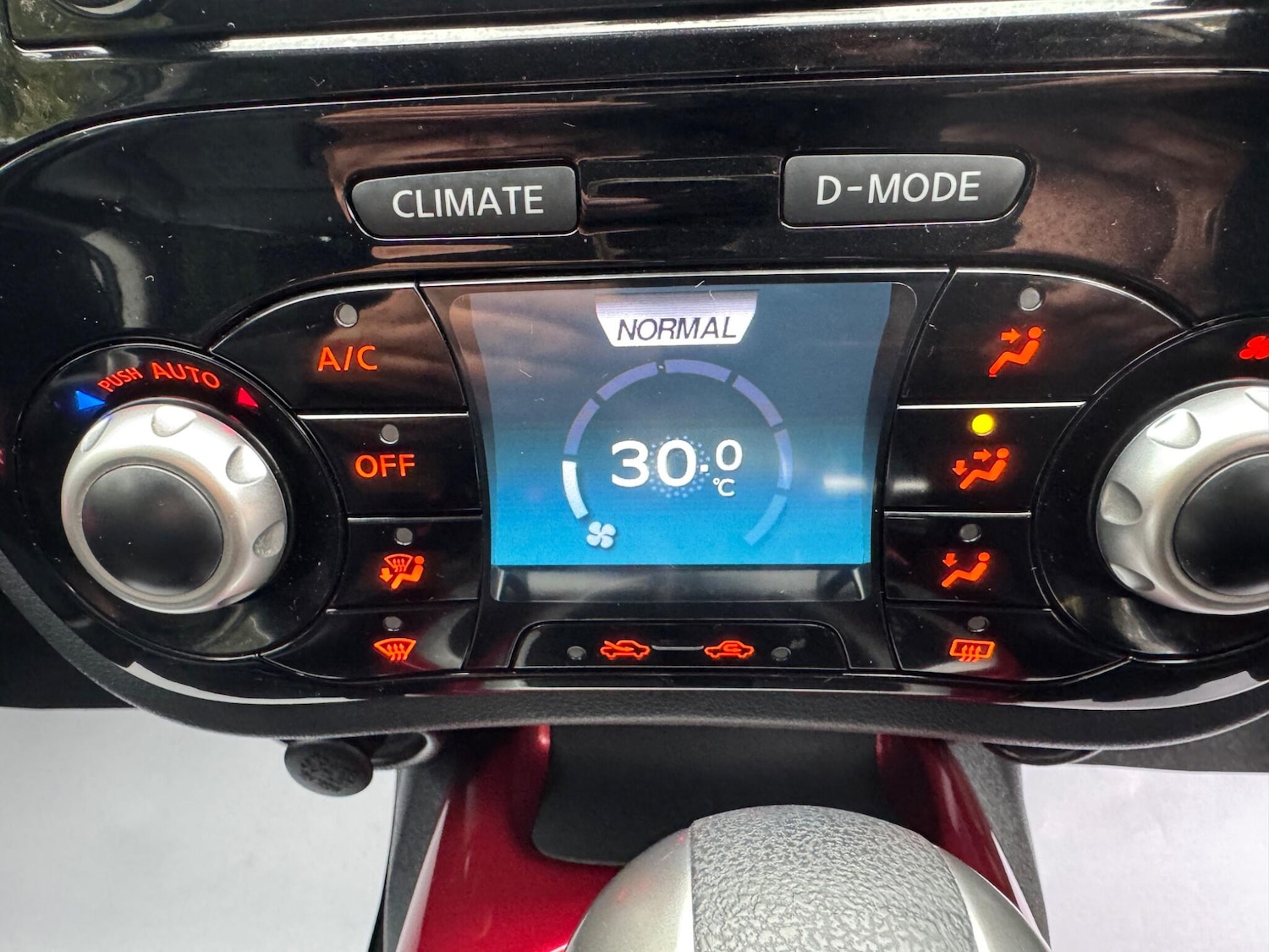 Used Nissan Juke 2013 for sale - 76239069: Photo 26