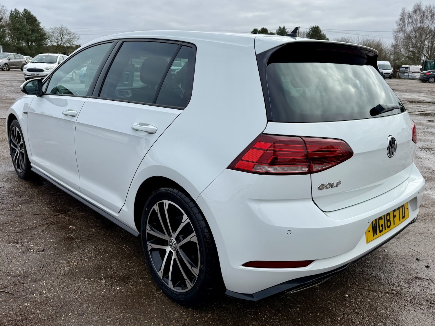 Used Volkswagen Golf 2018 for sale - 77632478: Photo 5