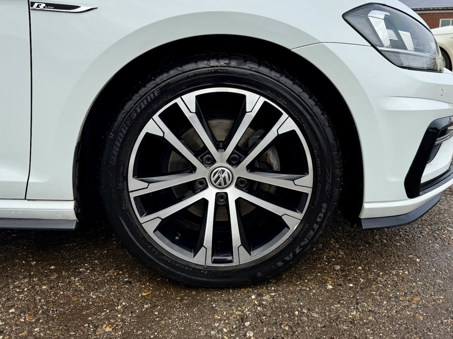 Used Volkswagen Golf 2018 for sale - 77632478: Photo 9