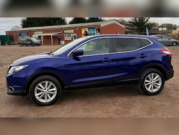 Used Nissan Qashqai 2015 for sale - 77687633: Photo