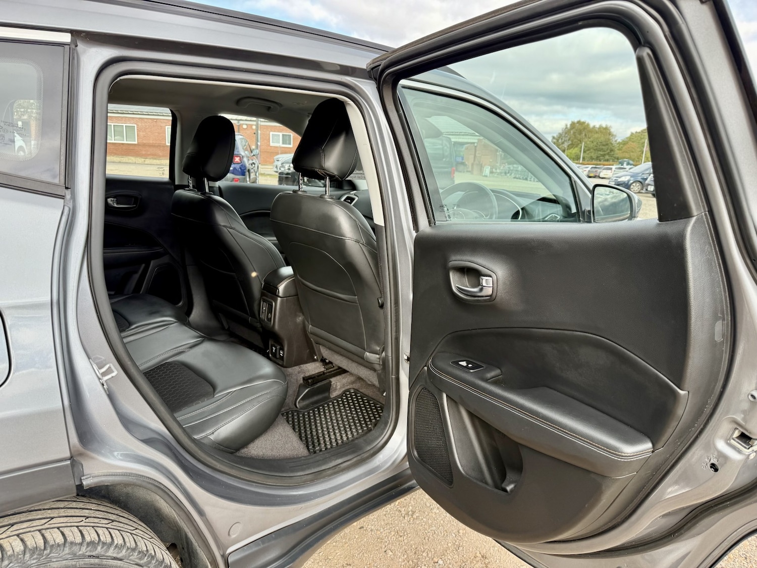 Used Jeep Compass 2019 for sale - 77166123: Photo 11
