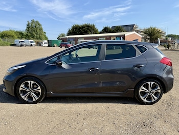 Used Kia Ceed 2018 for sale - 78674175: Photo