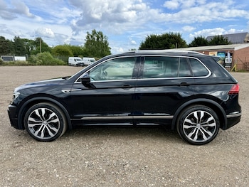 Used Volkswagen Tiguan 2019 for sale - 78820749: Photo