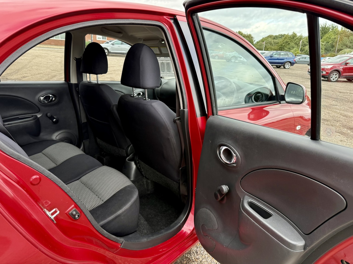 Used Nissan Micra 2015 for sale - 76483036: Photo 11