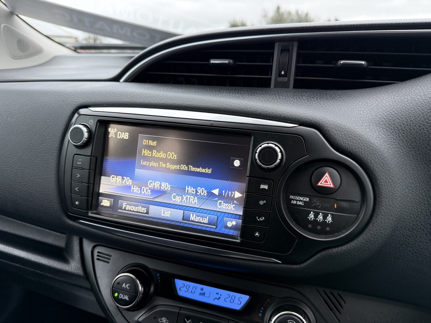 Used Toyota Yaris 2015 for sale - 77851269: Photo 21