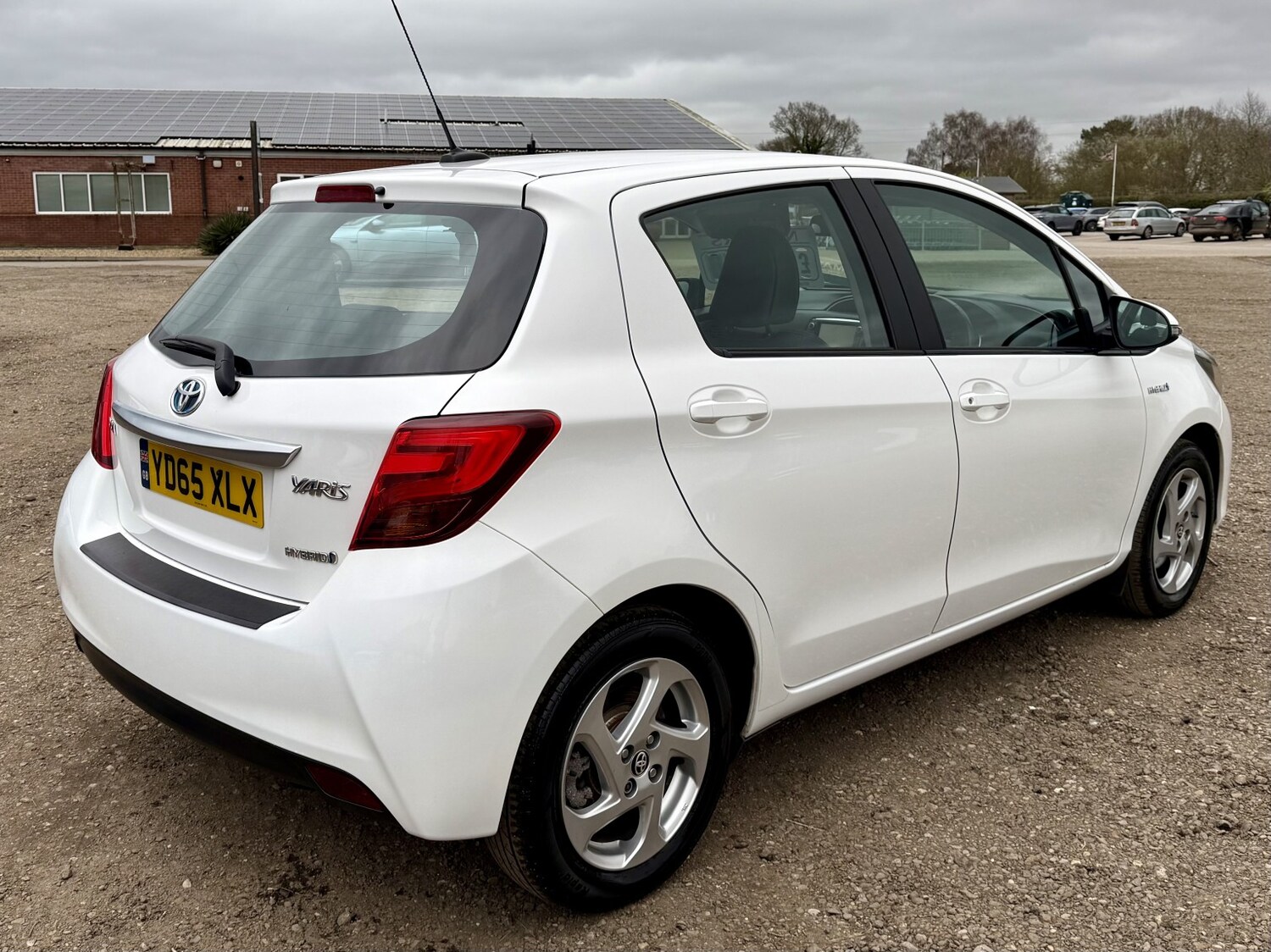 Used Toyota Yaris 2015 for sale - 77851269: Photo 7