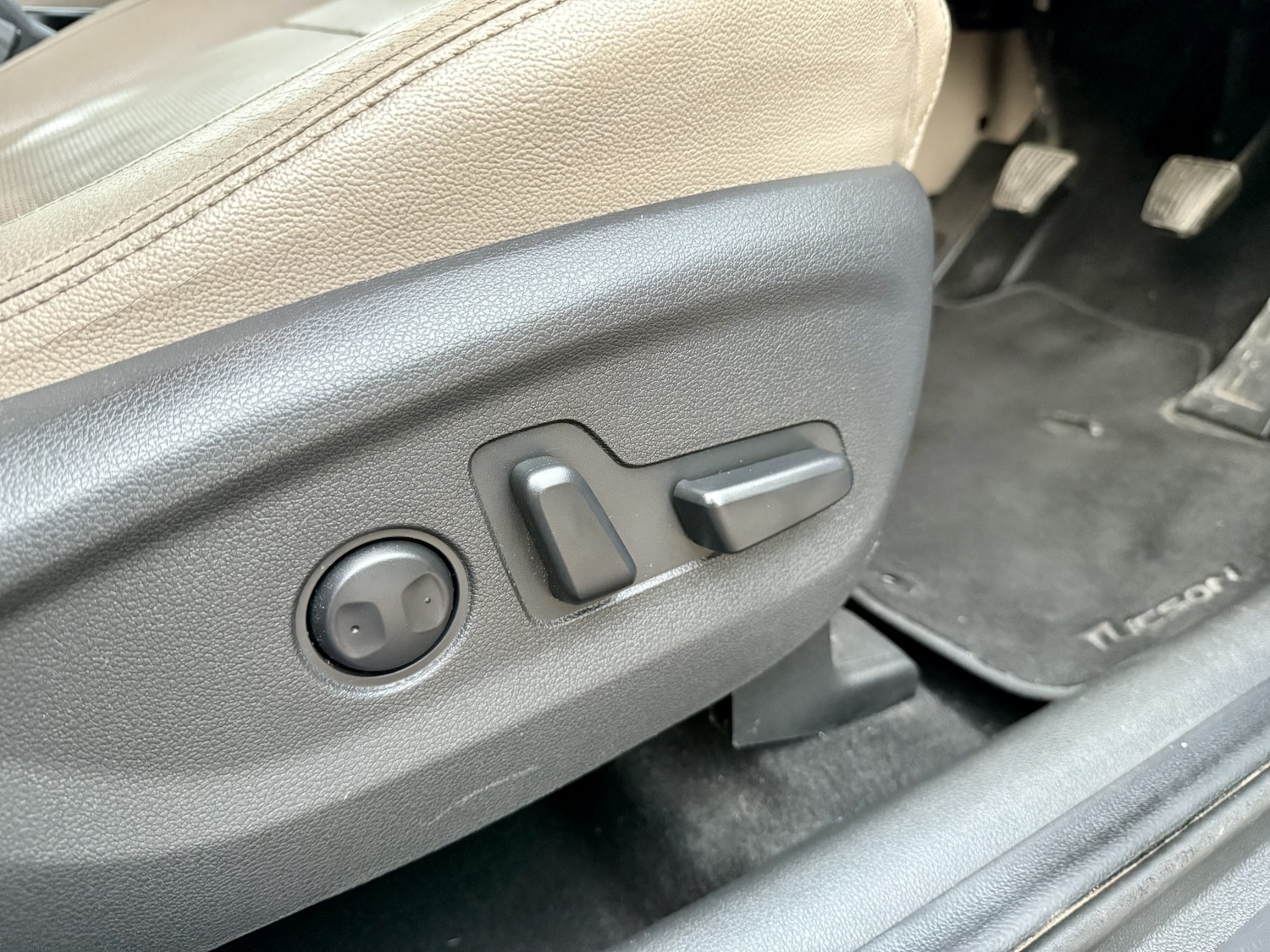 Used Hyundai TUCSON 2016 for sale - 76531200: Photo 19