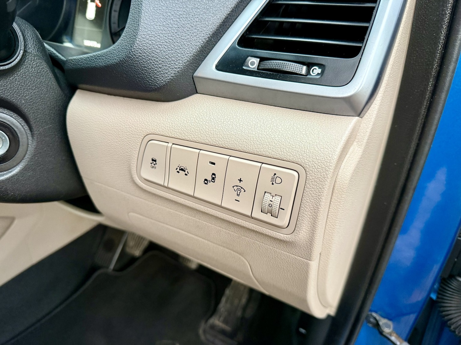 Used Hyundai TUCSON 2016 for sale - 76531200: Photo 21