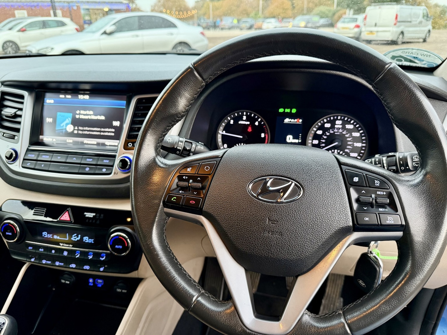 Used Hyundai TUCSON 2016 for sale - 76531200: Photo 28