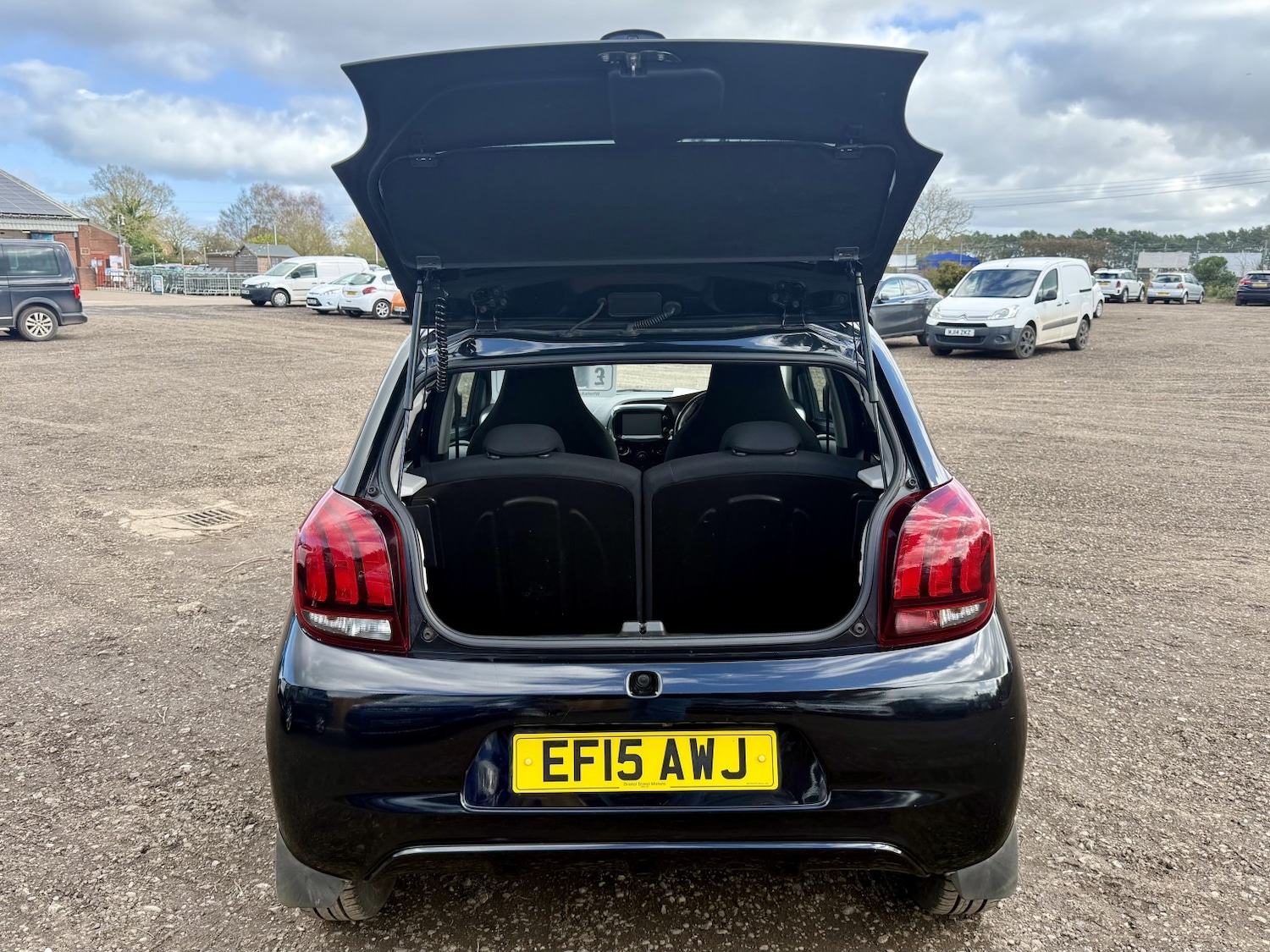 Used Peugeot 108 2015 for sale - 77836811: Photo 11