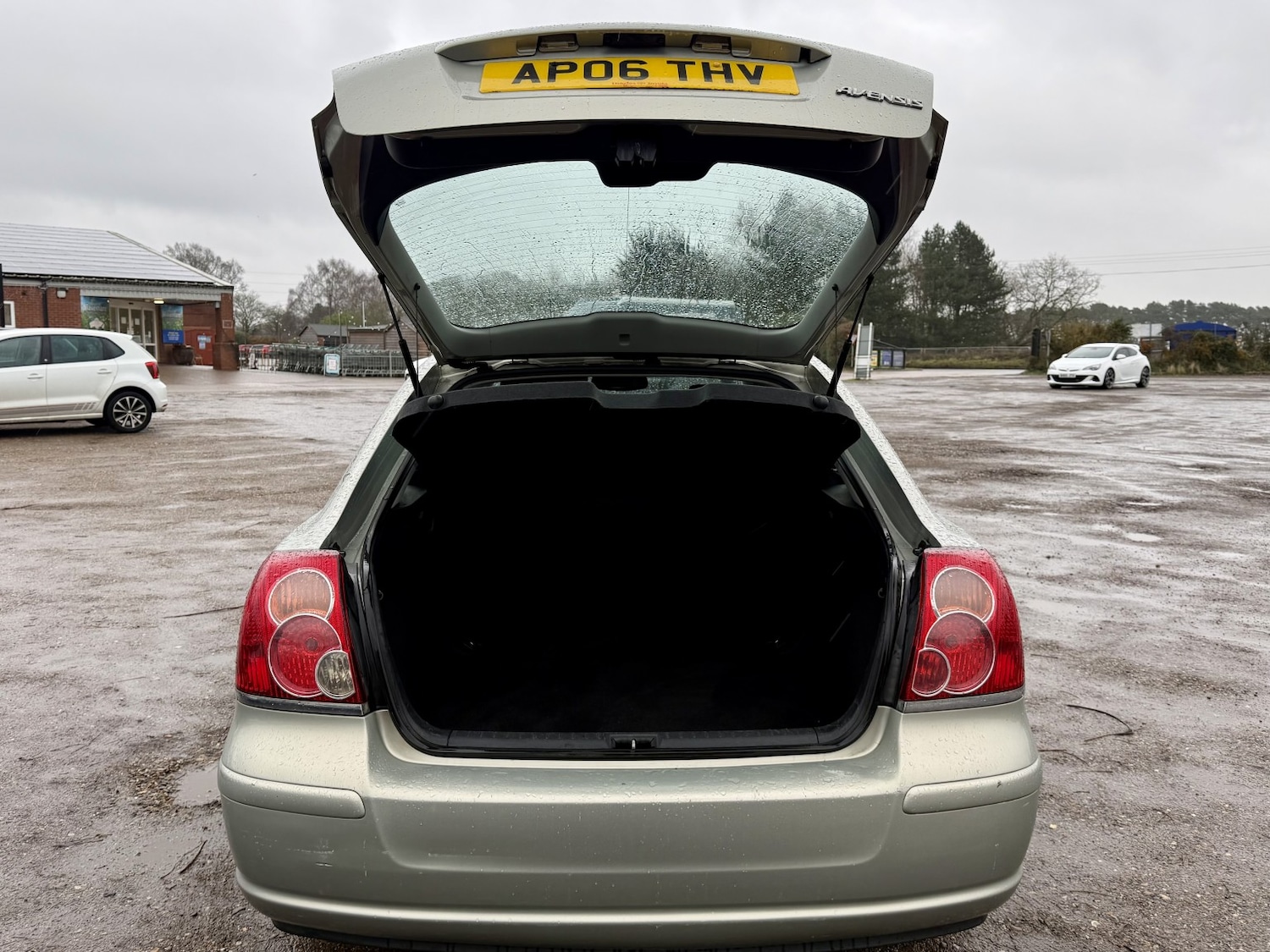 Used Toyota Avensis 2006 for sale - 77342699: Photo 10