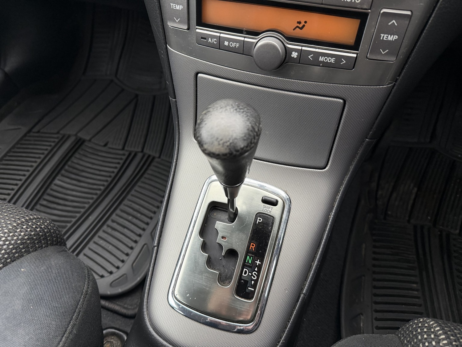 Used Toyota Avensis 2006 for sale - 77342699: Photo 20