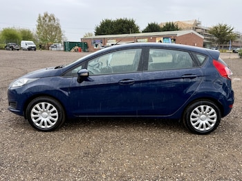 Used Ford Fiesta 2015 for sale - 78213657: Photo