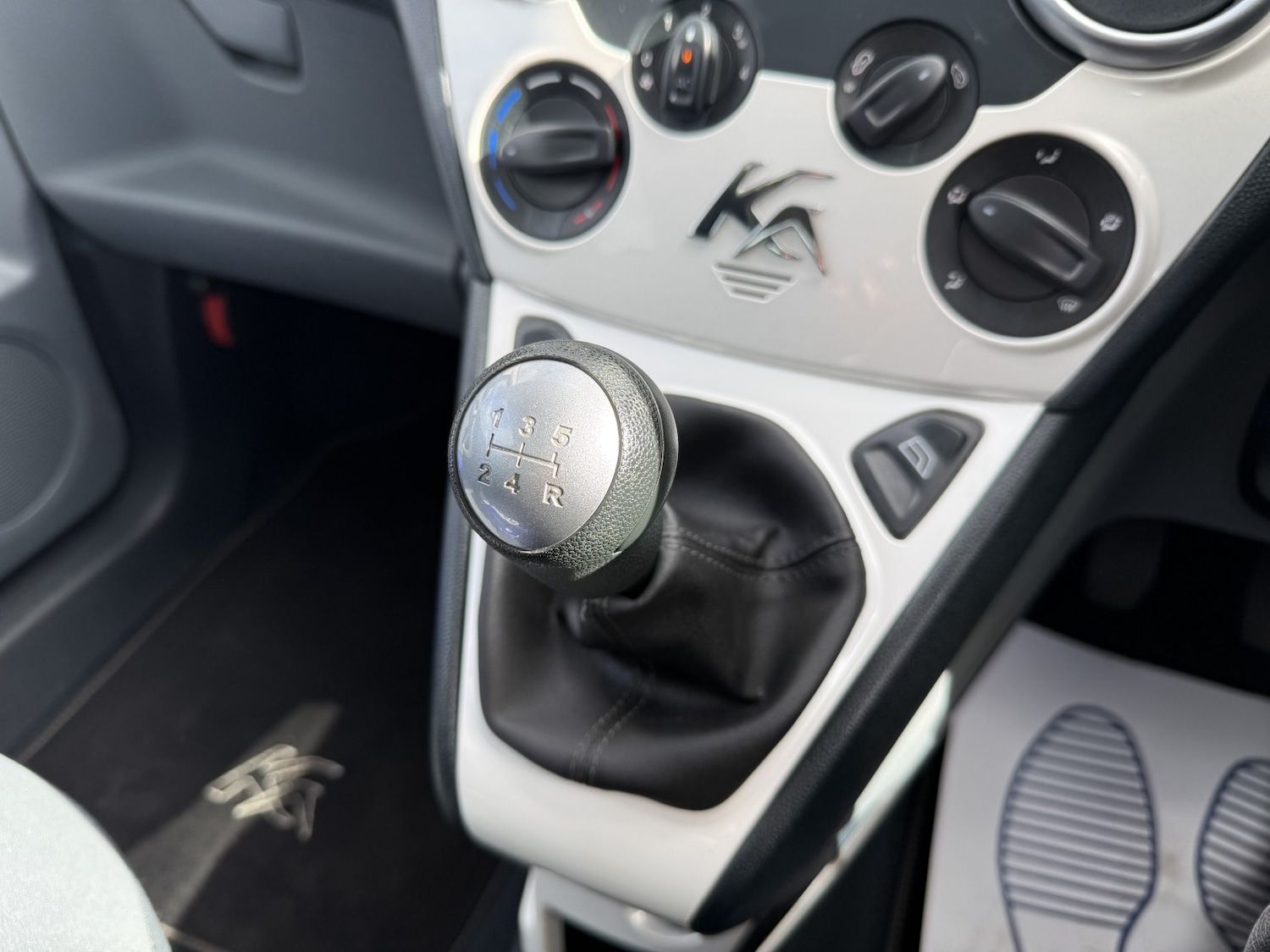 Used Ford Ka 2016 for sale - 78057082: Photo 21