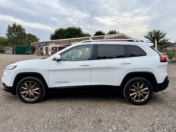 Used Jeep Cherokee 2014 for sale - 76156715: Photo 4