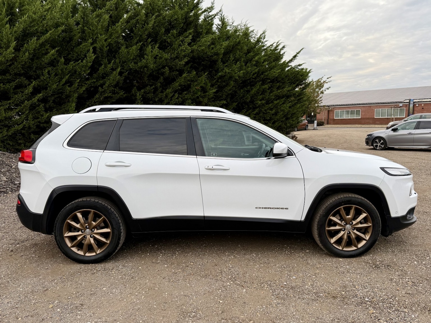 Used Jeep Cherokee 2014 for sale - 76156715: Photo 8