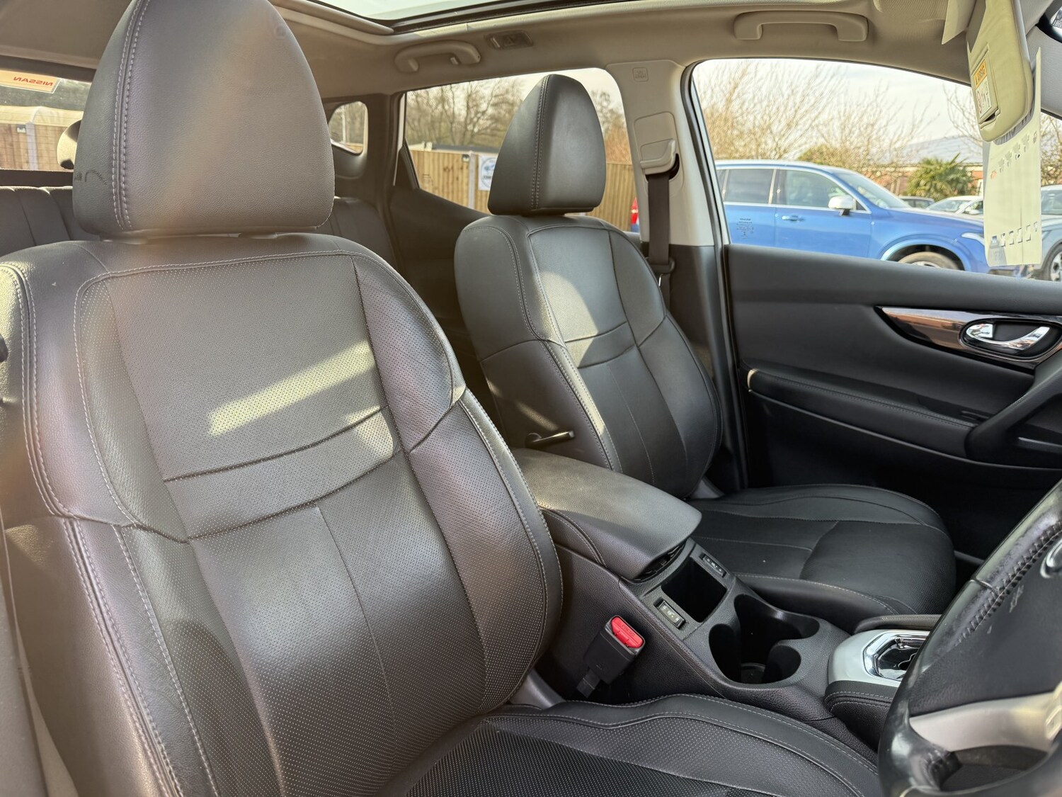 Used Nissan Qashqai 2015 for sale - 77962001: Photo 17