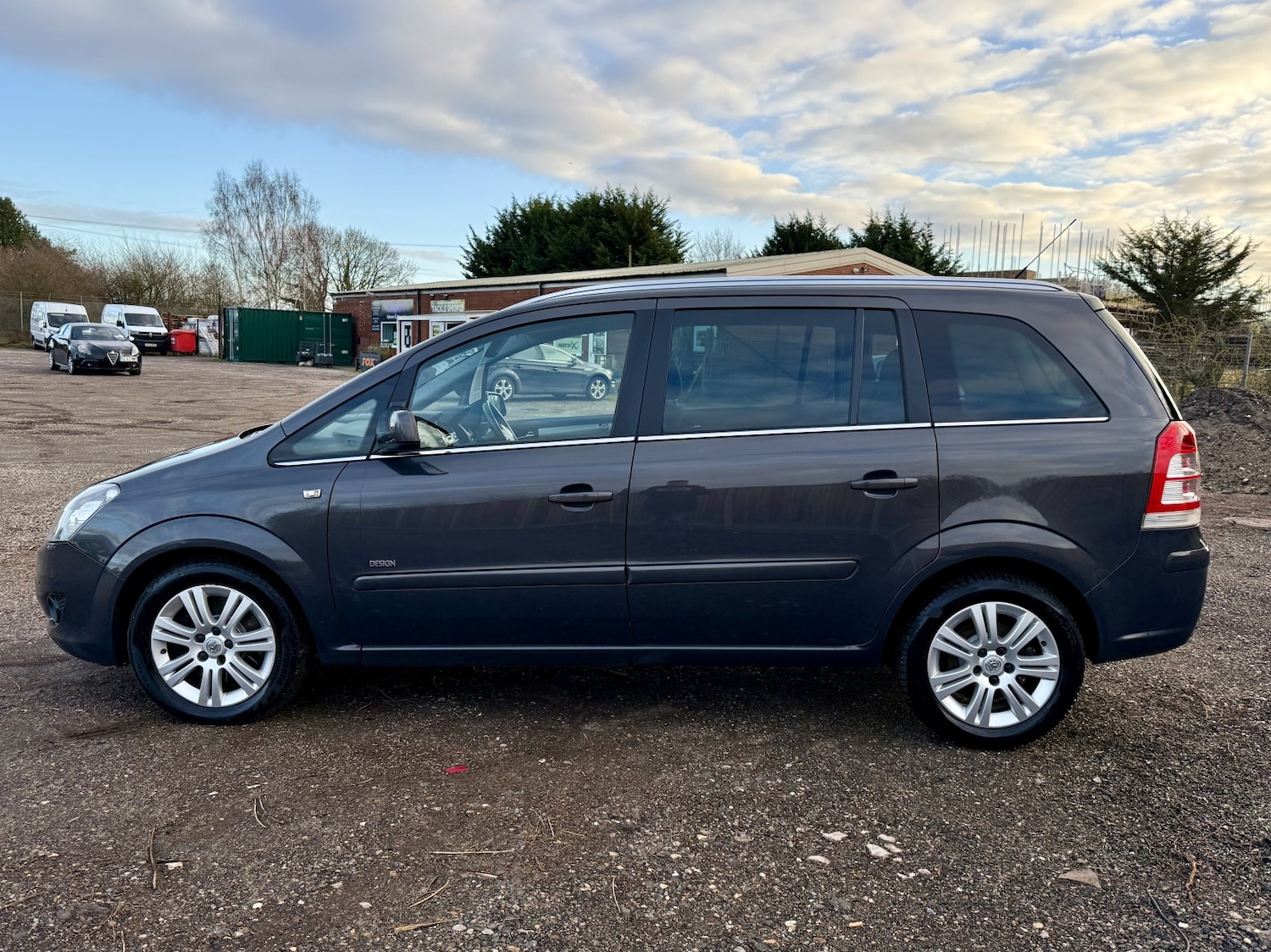 Used Vauxhall Zafira 2013 for sale - 77173135: Photo 4