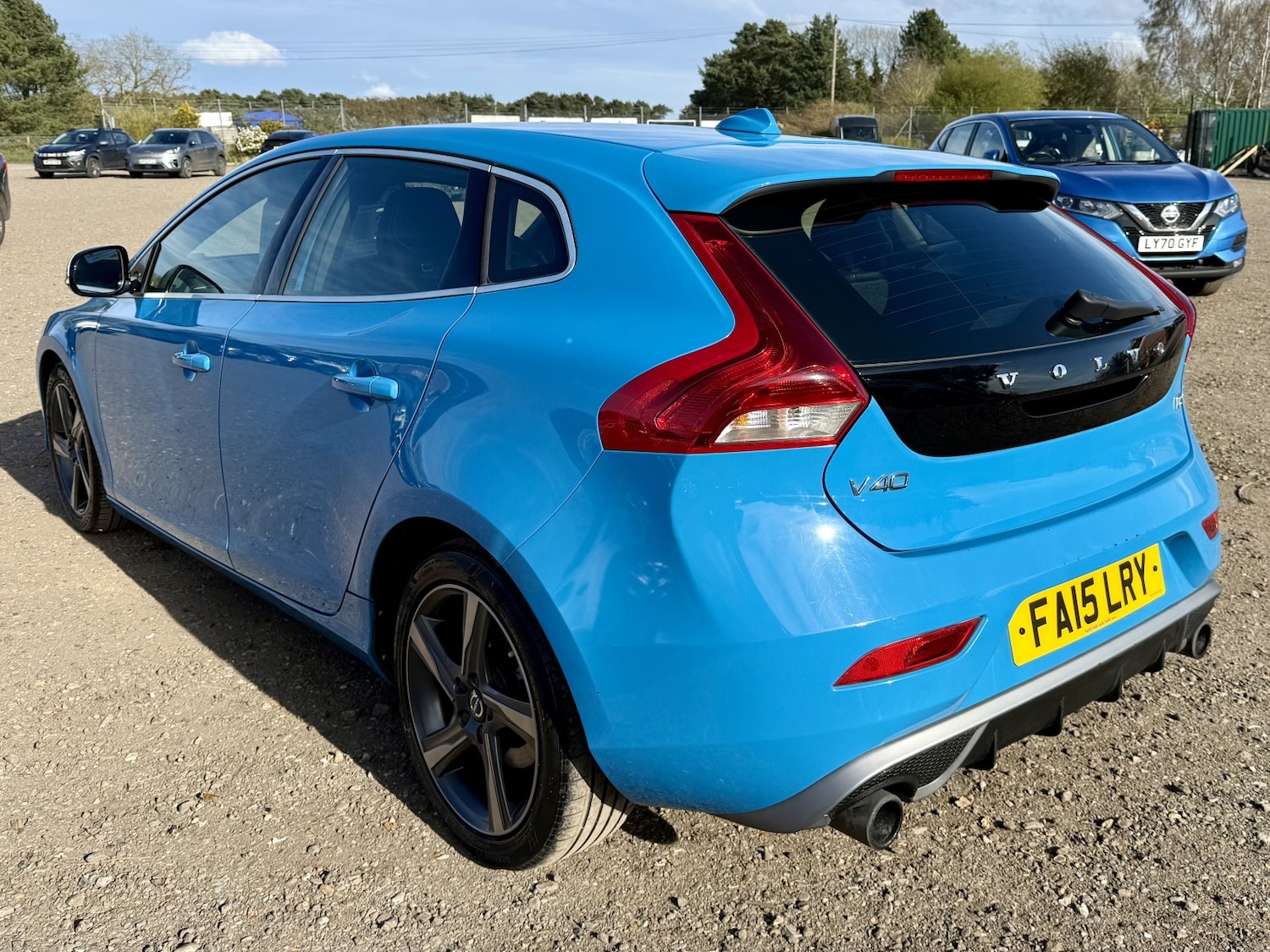 Used Volvo V40 2015 for sale - 78134969: Photo 5