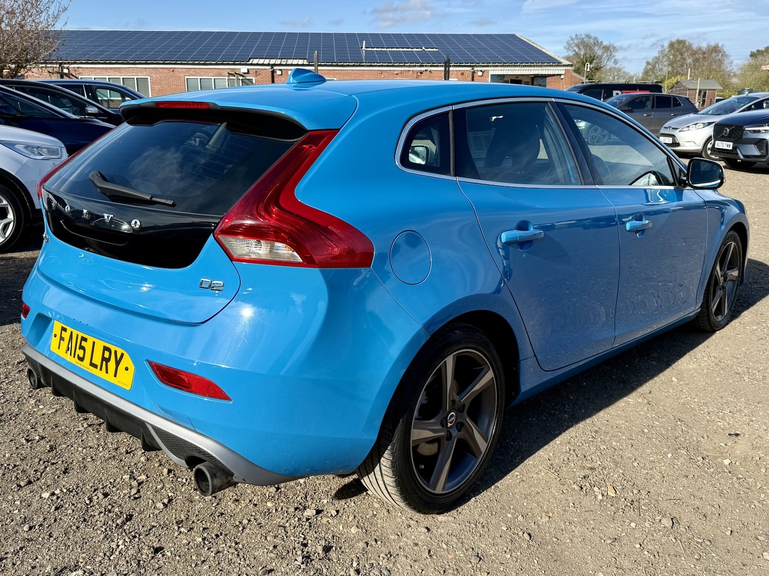 Used Volvo V40 2015 for sale - 78134969: Photo 7