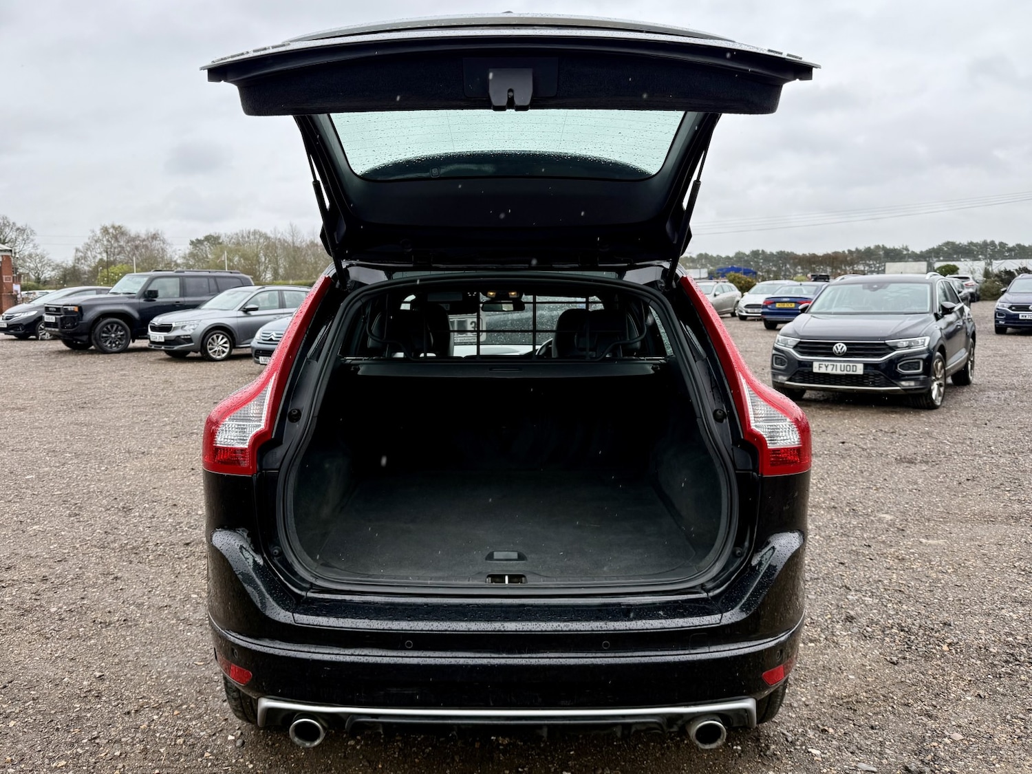 Used Volvo XC60 2015 for sale - 78045485: Photo 11